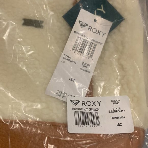 Roxy Mountain Reality Faux Fur Crossbody - Picture 5 of 7